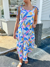 Load image into Gallery viewer, Resort Retreat Dress
