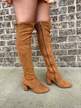 Load image into Gallery viewer, Alessa new tan suede
