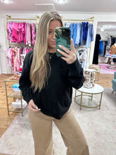 Load image into Gallery viewer, Black Back Bow Detail Top
